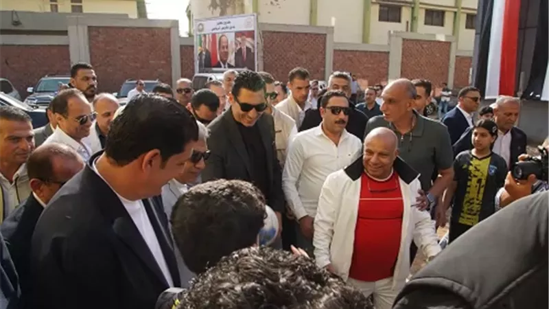 جوهر نبيل يتفقد استاد نادي دكرنس الرياضي