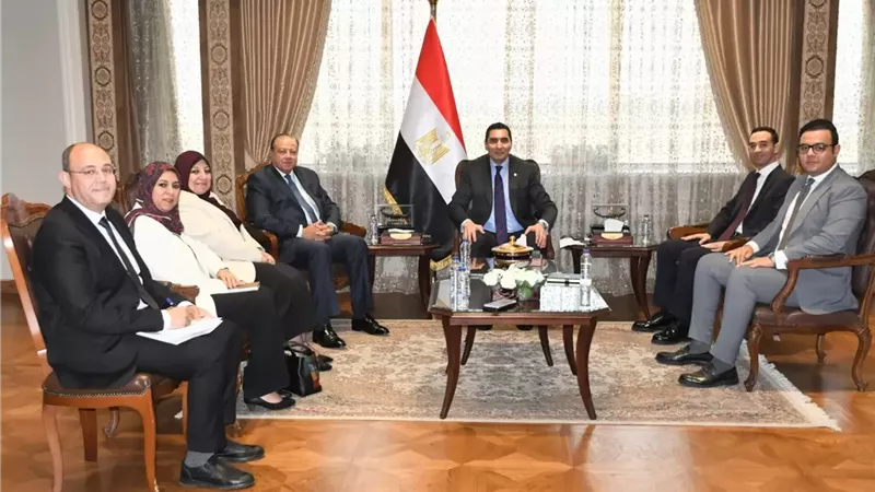 وزير الشباب يبحث الاستعدادات لليوم العالمي للملكية الفكرية