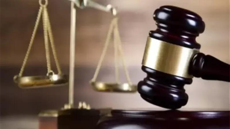 جنايات المقطم تقضي ببراءة متهمين بالخطف والتعذيب وطلب فدية وسرقة بالاكراه