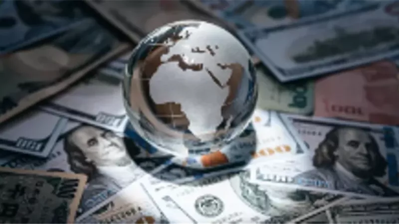الدولار يقترب من أعلى مستوى أسبوعي وسط تصاعد التوترات الجيوسياسية