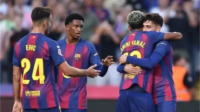 لامين يامال يقود تشكيل برشلونة ضد سيلتا فيجو فى الدوري الإسباني