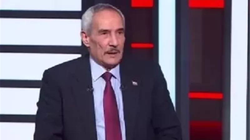 محمد قشقوش: الحشد الأمريكي يفرض طوق حصار واسع والتفاوض مع إيران 
