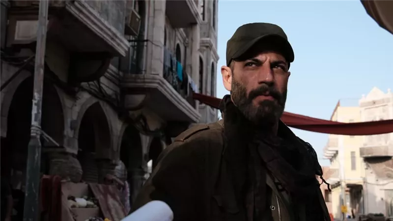 نيقولا معوض يخوض مغامرة 