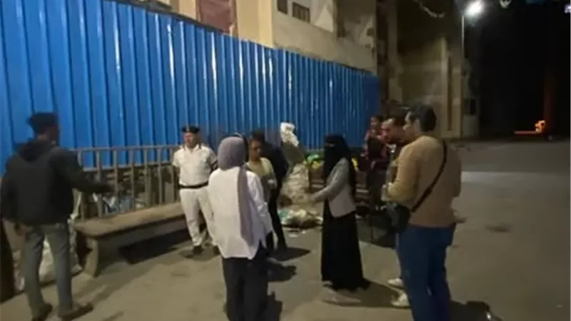 تحرير ١٦ محضرا بيئيا متنوعا للمحال التجارية بالإسماعيلية