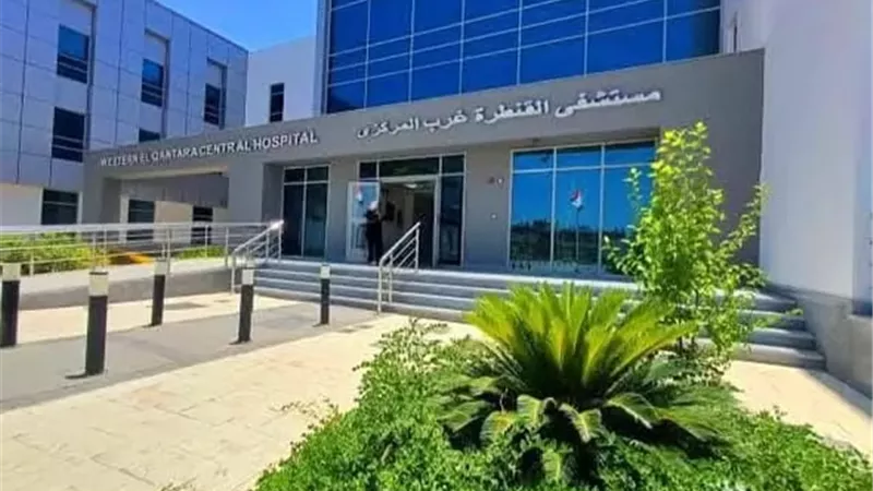 تثبيت فقرات العمود الفقري لفتاة بمستشفى القنطرة غرب بالإسماعيلية