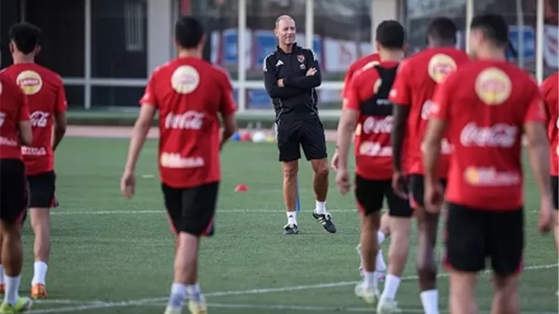 ييس توروب يعلن قائمة الأهلي لمواجهة بيراميدز في الدوري