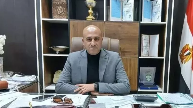 خطوة مهمة من رئيس جهاز مدينة الشروق لتحسين الصورة البصرية.. صور