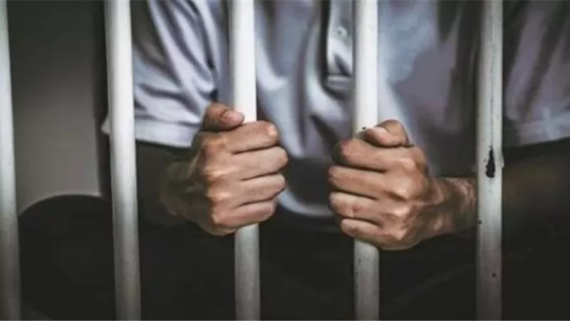 حبس شاب قتل والدته بأنبوبة بوتجاز فى الإسماعيلية