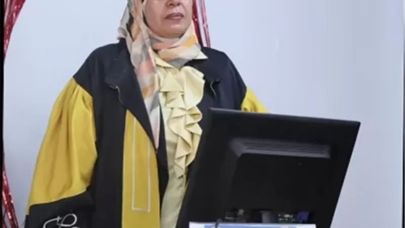 عزة علي مهدي.. نموذج مُلهم للتعلم المستمر تتوج مسيرتها بالدكتوراه