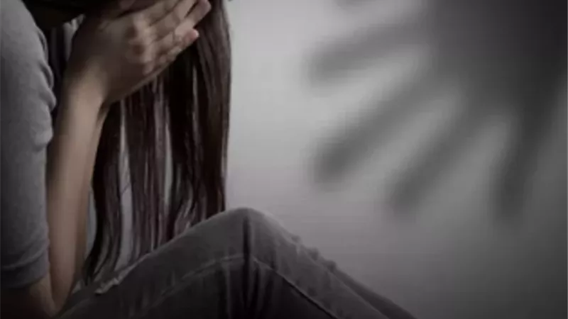 كنت تحت تأثير المخدرات.. أعترافات المتهم بالتعدى على جليسة اطفال