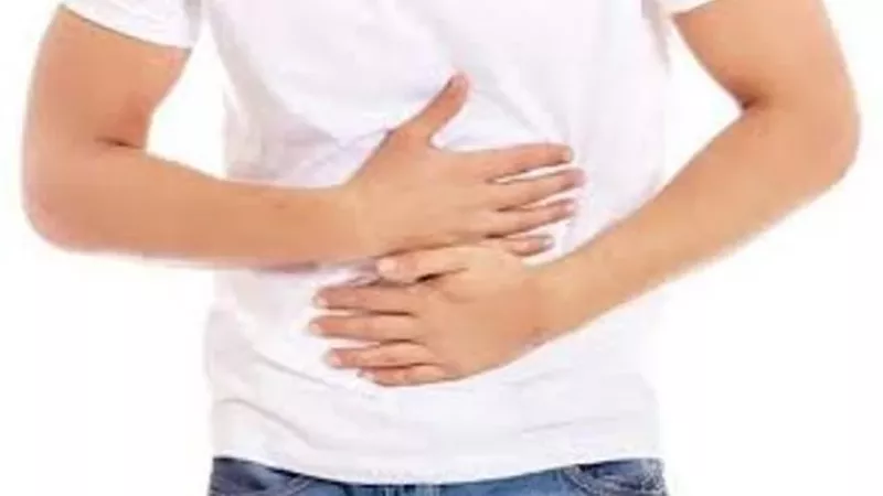 أطعمة تزيد خطرالاصابة بقرحة المعدة.. احذر ما تتناوله يوميًا
