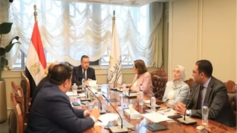 التعليم العالي تبحث تعزيز ترتيب الجامعات المصرية في التصنيفات الدولية