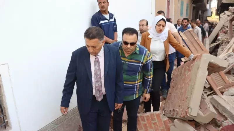 محافظ القليوبية يوجه بإجراءات عاجلة ودعم المتضررين من انهيار منزل بكفر الحمام