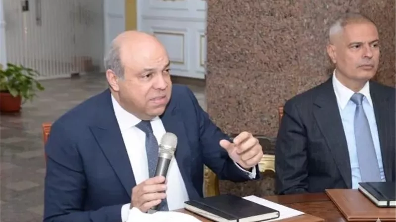 وزير الطيران: نقل 64 ألف حاج هذا العام بداية من 4 مايو القادم