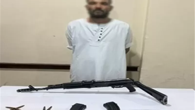 سقوط مرتكب مجزرة سفاجا.. الأمن يضبط المتهم بقتل 8 أشخاص في مشاجرة على 