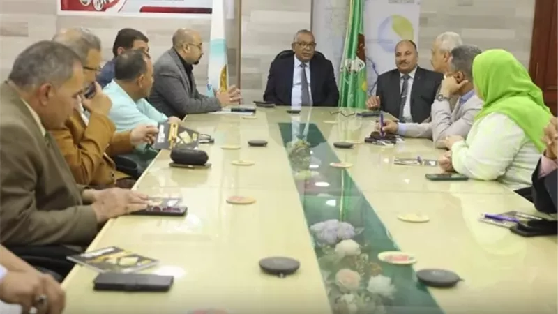 اجتماع اللجنة التنسيقية العليا بمياه المنيا لمشروع صحتهم مستقبلهم
