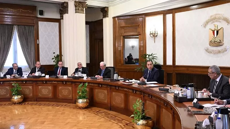 رئيس الوزراء يتابع مشروعات تطوير قطاع الغزل والنسيج والاستغلال الأمثل لبعض الأصول