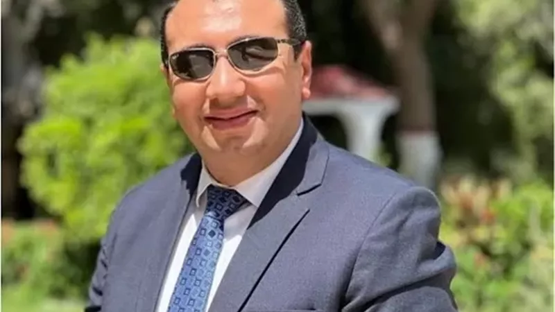تصعيد رئيسا مدينتين لسكرتير مساعد و نقل سكرتير عام البحيرة