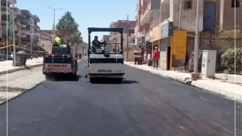 تطوير الطريق المزدوج في مدينة فايد بالإسماعيلية