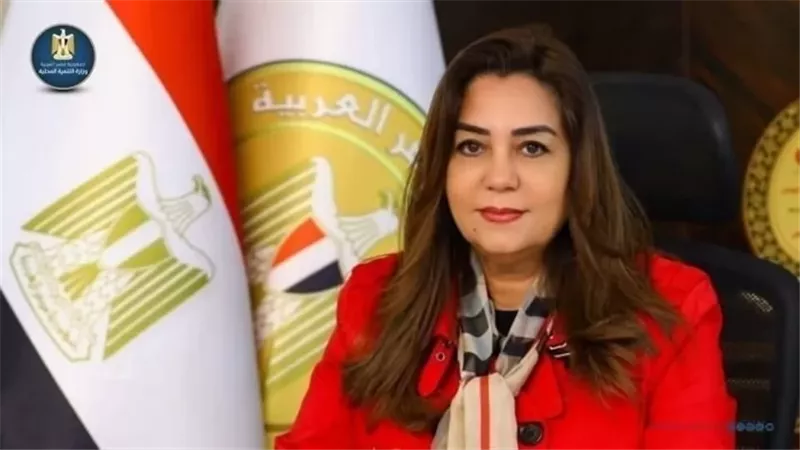 وزيرة التنمية المحلية والبيئة تحذر من الرياح المثيرة للأتربة