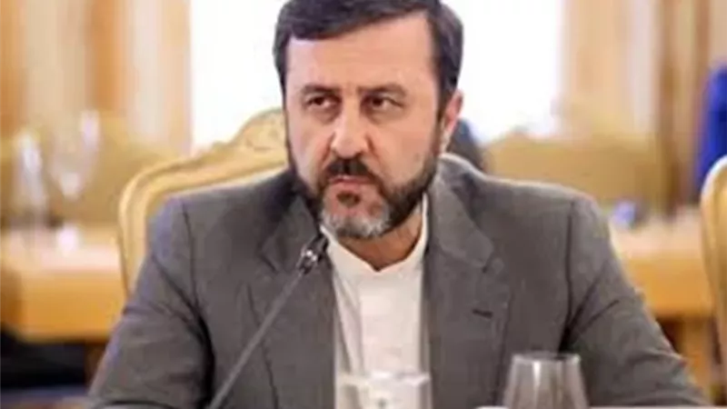 طهران تدعو واشنطن لتحديد مسار المحادثات أو الحرب