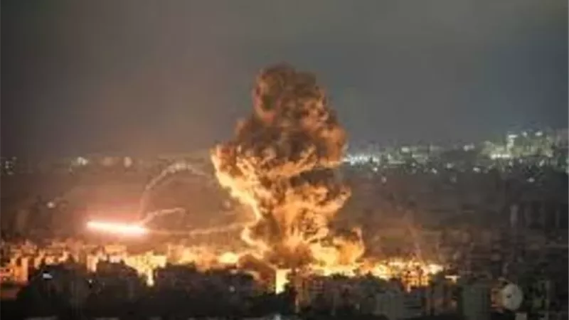 استشهاد فلسطيني جراء قصف إسرائيلي بوسط غزة