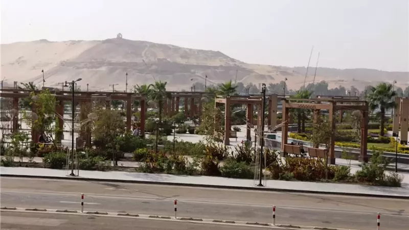 لاشين يتابع عودة الملاحة النهرية بأسوان بعد تحسن الأحوال الجوية