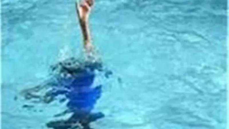 مصرع طفل غرقا بحمام سباحة غير مرخص في الوراق