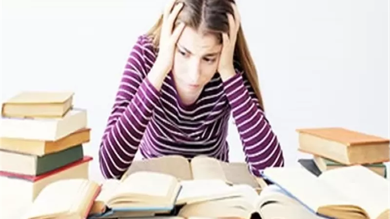 لو أنت في ثانوية عامة ولسه مذاكرتش.. تعمل إيه؟