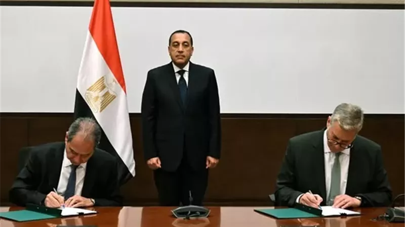 رئيس الوزراء يشهد اتفاق تأهيل شبكات الغاز اللبنانية