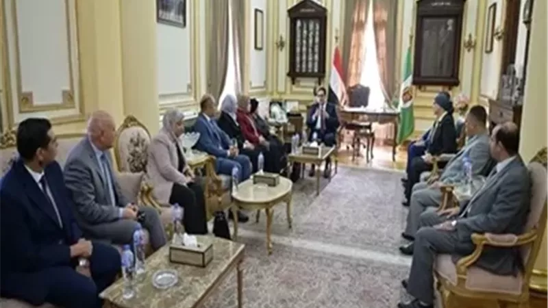 جامعة القاهرة تستقبل وفد هيئة ضمان الجودة والاعتماد