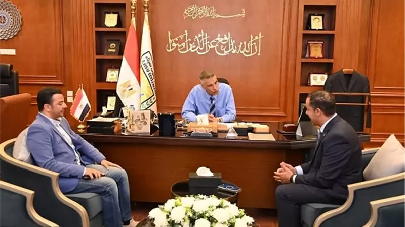 محافظ جنوب سيناء يستقبل مفوض نقابة المهندسين