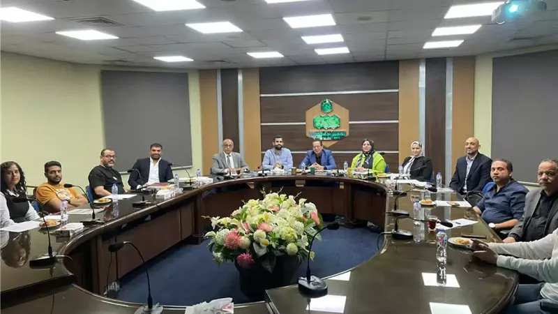 شباب المستثمرين بالعاشر تعقد مؤتمرًا اقتصاديًا لمواجهة تحديات الصناعة