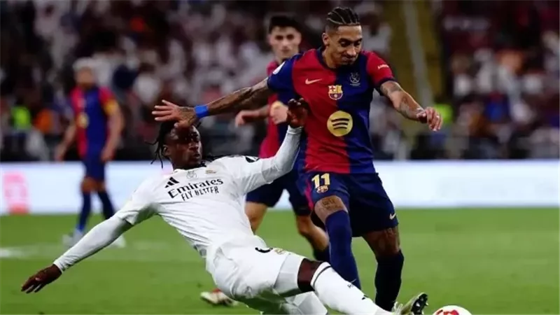 صراع لا يتوقف.. نتائج آخر 10 مباريات بين ريال مدريد وبرشلونة