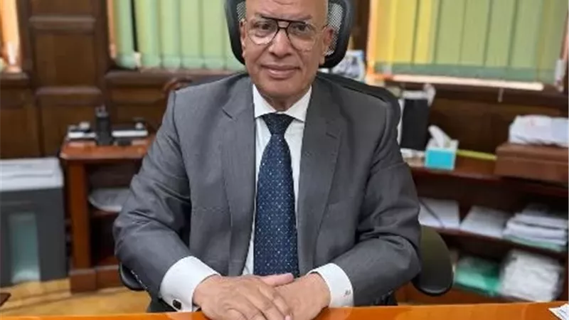 وزيرة الإسكان توجه بدراسة إحلال وتجديد خط مياه شارع ربيع الجيزي