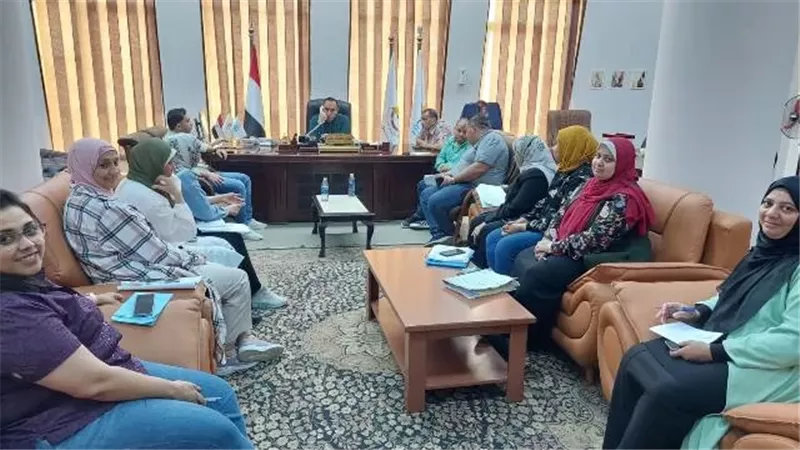 قرارات حاسمة من رئيس جهاز الفيوم لتحسين خدمات المقدمة للسكان.. بالصور