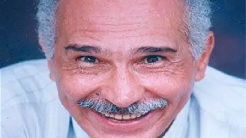 عمرو الليثي ناعيا أبو زهرة: أثرى الشاشة والمسرح والإذاعة بأعمال خالدة