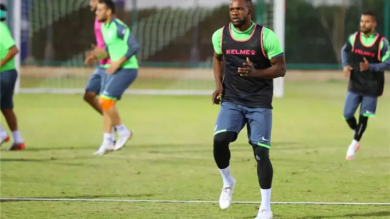 أوستين أموتو: زيزو عرض علي الانضمام للزمالك وانتقاله للأهلي خطأ