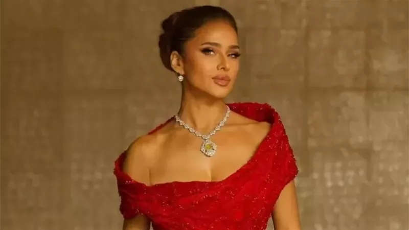 نيللى كريم تستعيد ذكريات فيلم 