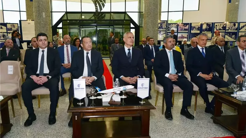شراكة بين 