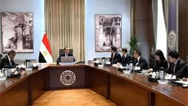 رئيس الوزراء يستقبل رئيس وكالة أنباء شينخوا الصينية والوفد المرافق له