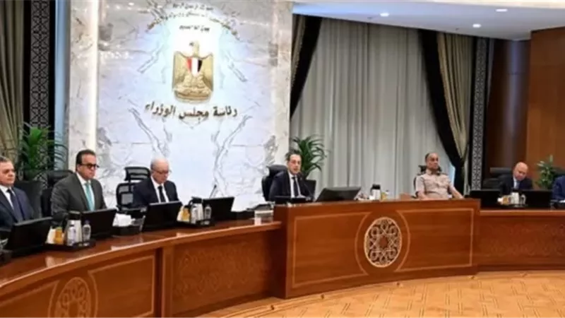 رئيس الوزراء يهنئ الرئيس والشعب المصري بمناسبة عيد الأضحى