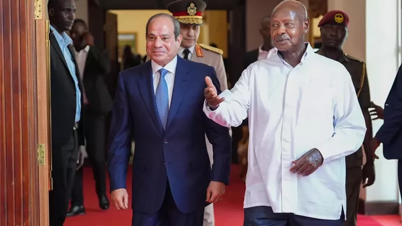 الرئيس السيسي يبحث مع رئيس أوغندا الأوضاع في السودان وفلسطين