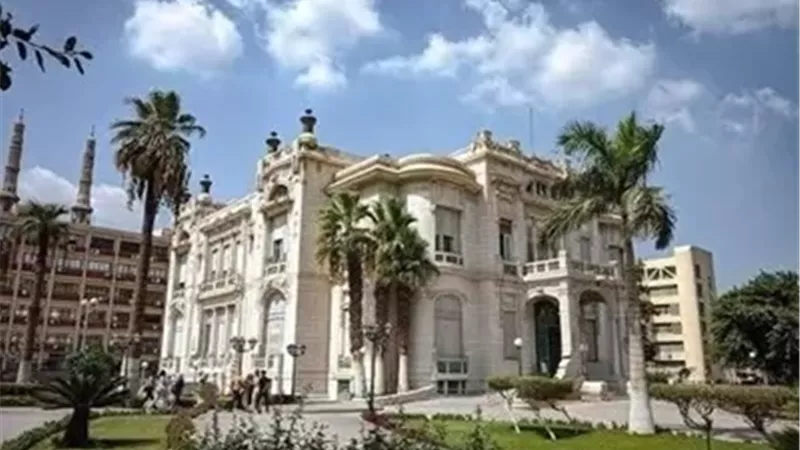 رئيس جامعة عين شمس يوجه بإطلاق مبادرة لتوفير لحوم بلدية بأسعار مخفضة