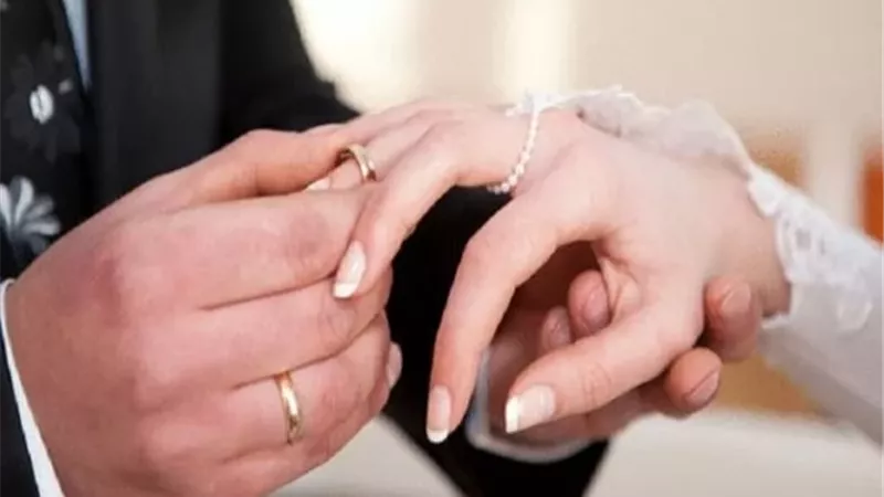 عياد يوضح حكم تزويج الابن قبل أداء الحج والعمرة