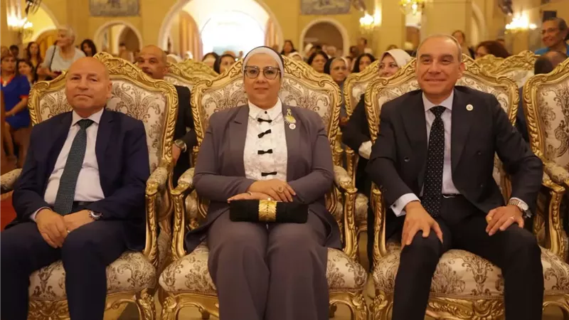 أمل عمار تشارك في القداس الاحتفالي باليوبيل الماسي لكنيسة العذراء