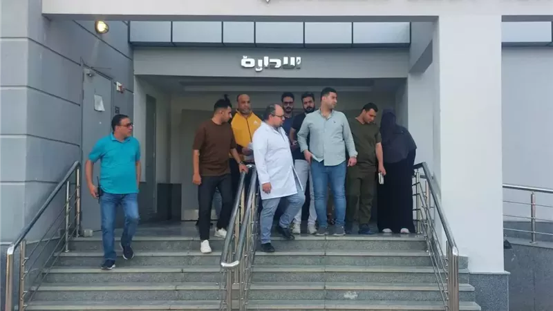 مدير الرعاية الصحية بالإسماعيلية يفاجئ مستشفى القنطرة شرق المركزى