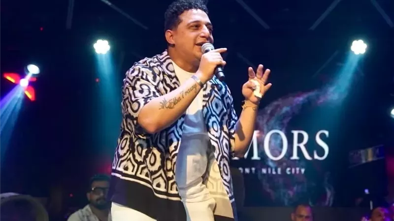 رضا البحراوي يتألق في أقوى حفلات الصيف بحفل كامل العدد