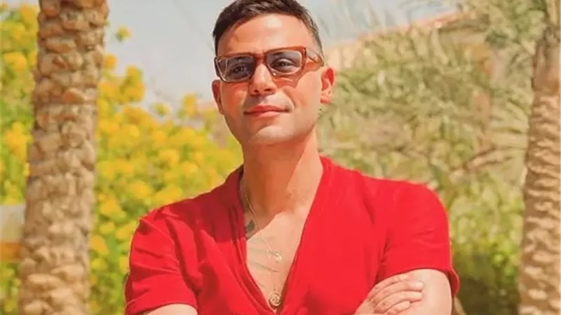 محمد إمام يروج لفيلم 