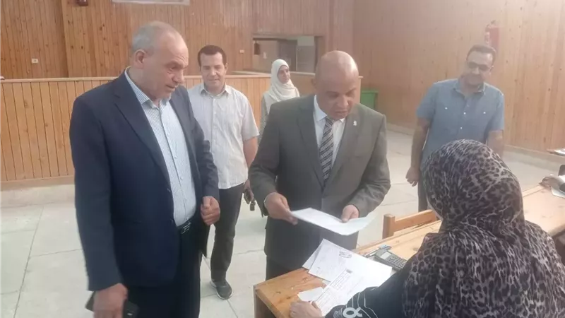 انتظام امتحانات الفصل الدراسي الثاني بكليات جامعة قنا
